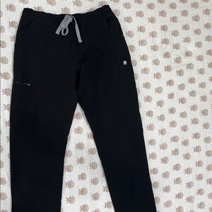 Figs Men's Black Cargo Pants with Gray Drawstring